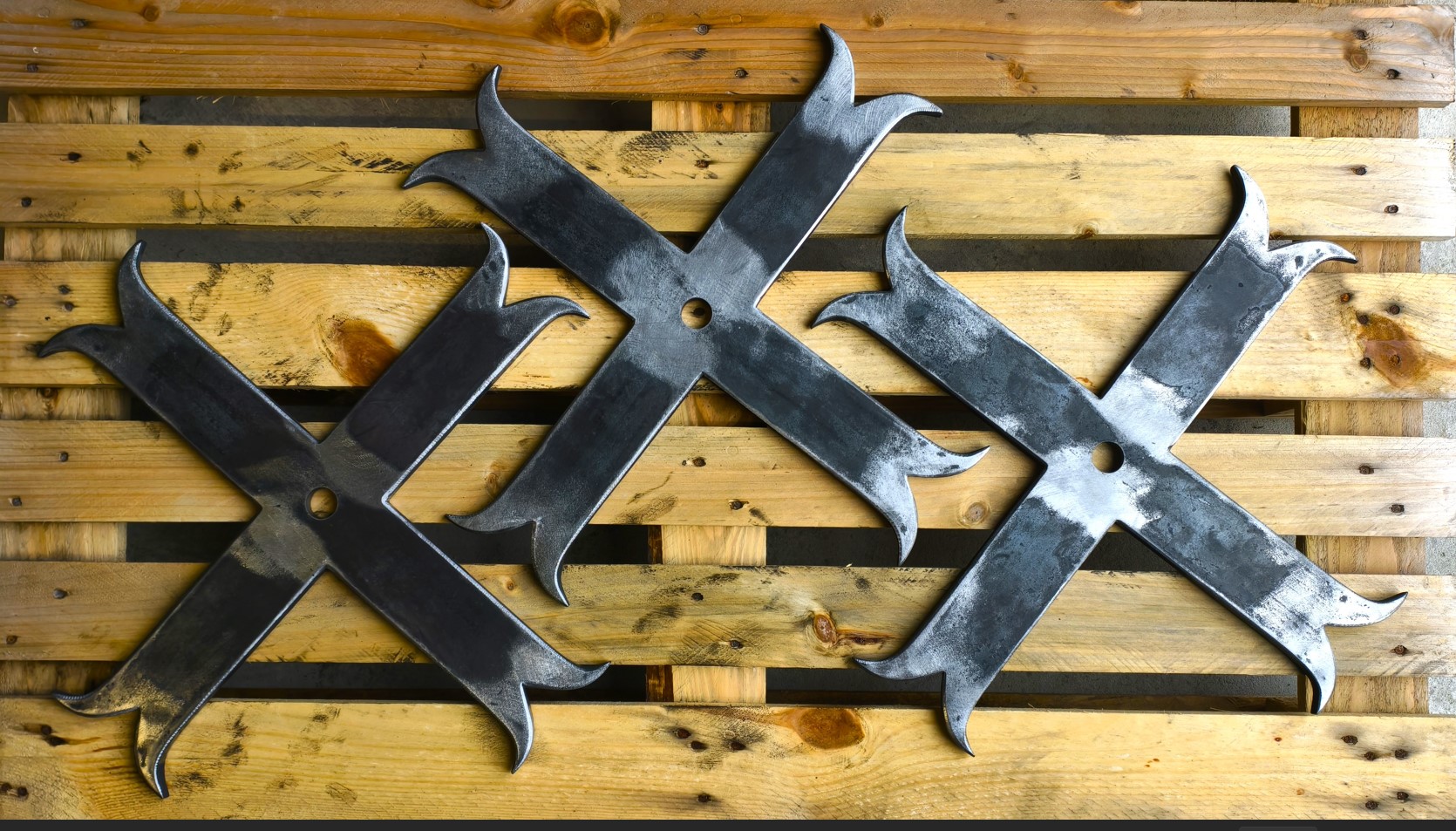 Croix de chainage forgées - clés d'ancrage n°3 pour tirant - ce