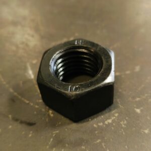 Ecrou M24 classe 10 acier brut